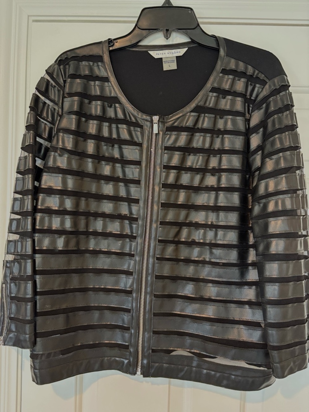 Stunning and sexy 3/4 Sleeve Faux Leather Zip Jacket - never worn